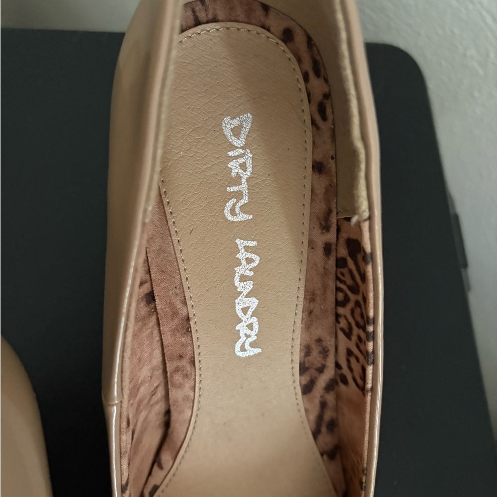 Dirty Laundry Tan Heels Classic Pumps size 10 - Picture 3 of 10